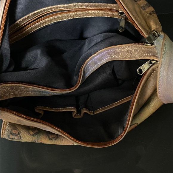 Sova Hand painted Leather - Picture 9 of 12